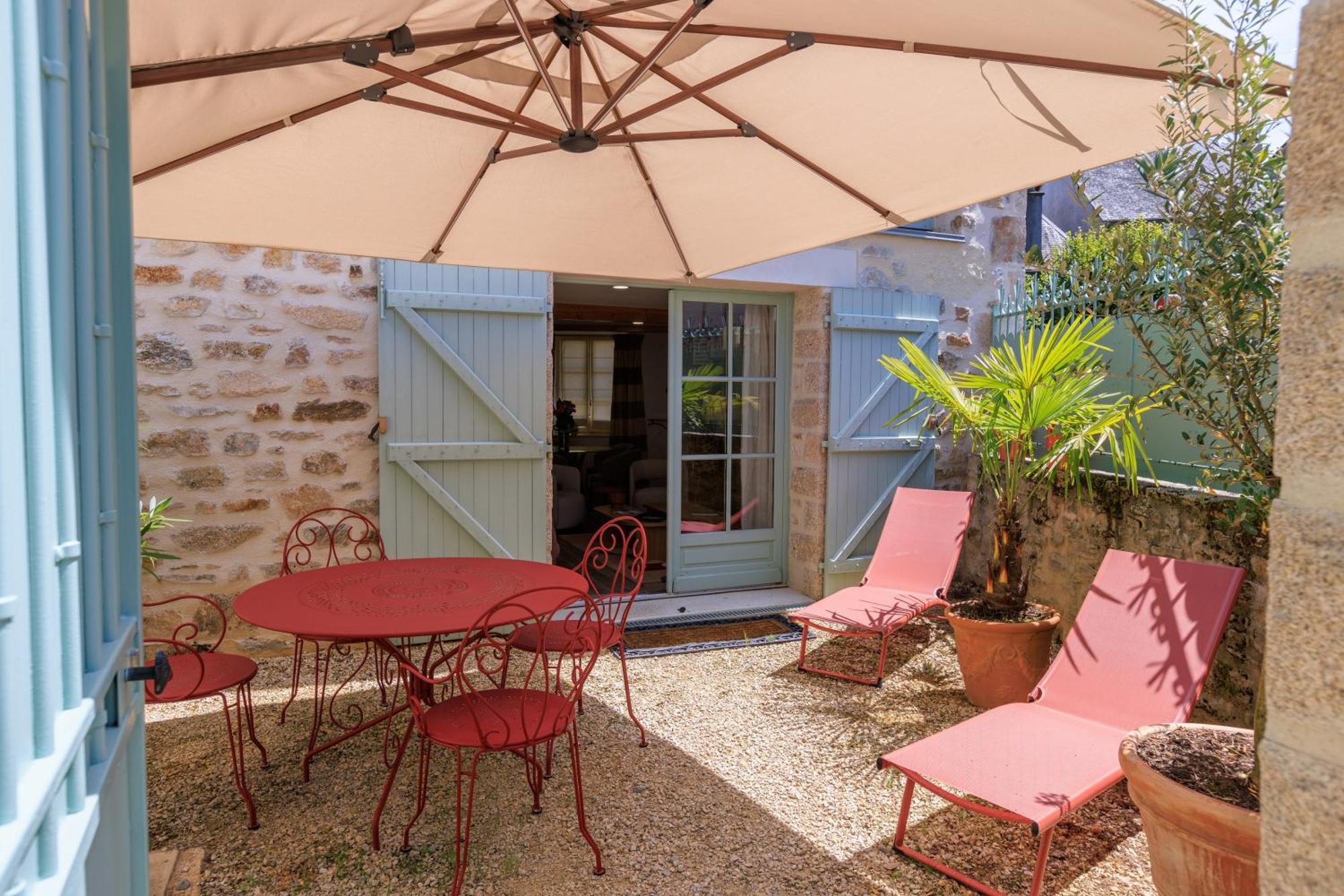 Maison D'Hotes Les Jardins Saint Eloi Le Lonzac Dış mekan fotoğraf