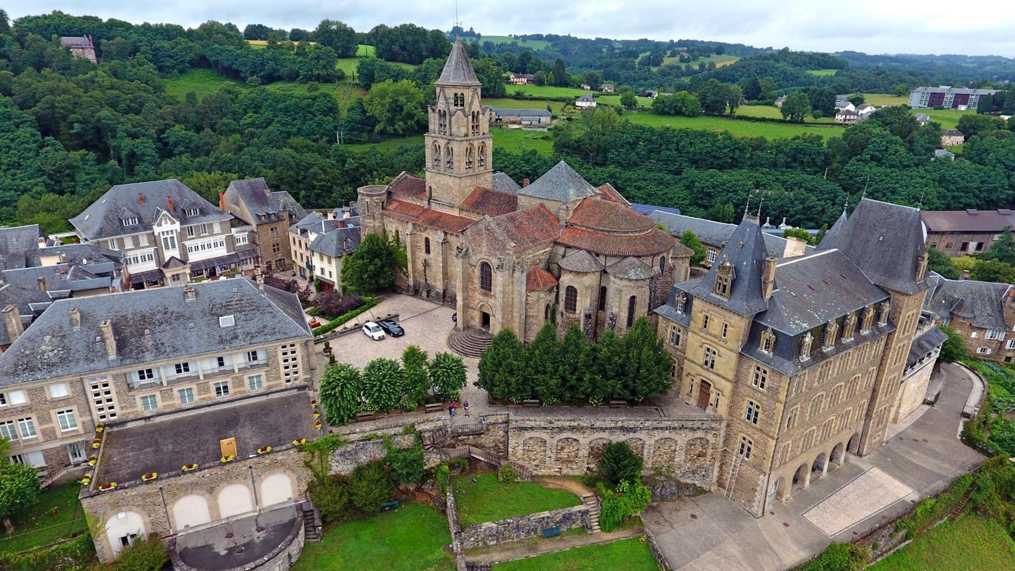 Maison D'Hotes Les Jardins Saint Eloi Le Lonzac Dış mekan fotoğraf